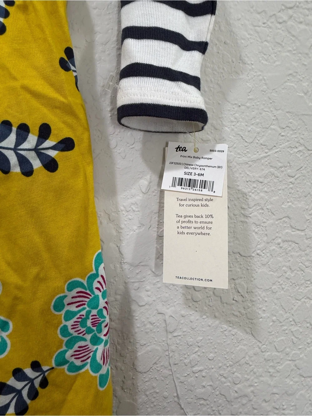 Tea collection chinese chrysanthemum print mix baby romper Size 3-6 Month